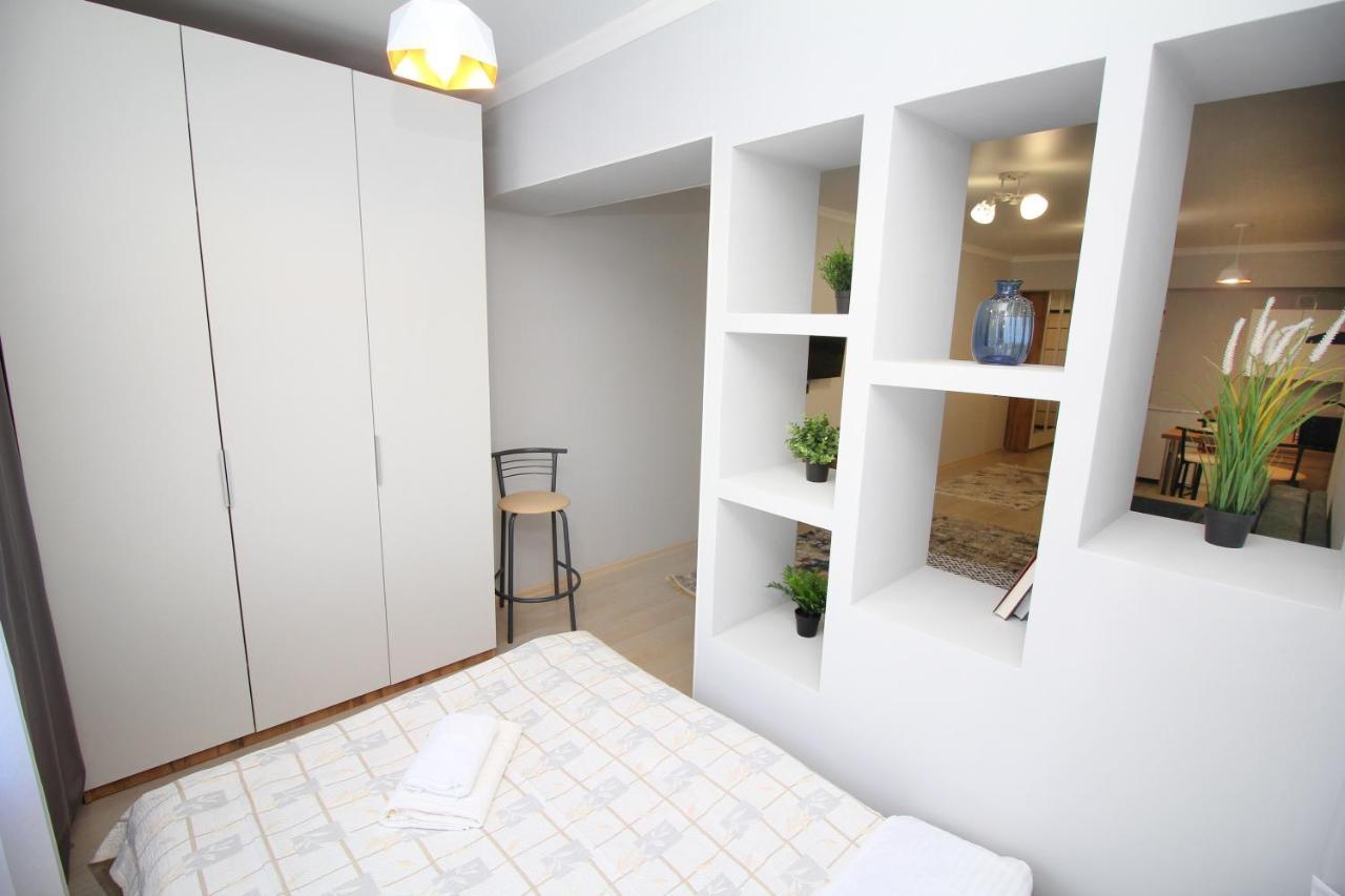 Cozy Studio In The Best Area! 3 Almatý Exterior foto
